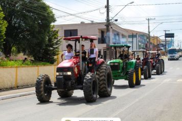 Foto - DESFILE CÍVICO DE 70 ANOS DE PAULO FRONTIN 