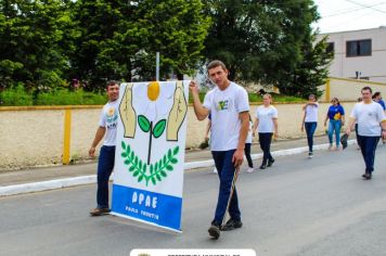 Foto - DESFILE CÍVICO DE 70 ANOS DE PAULO FRONTIN 