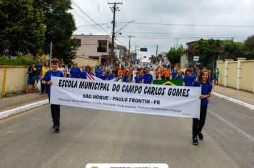 Foto - DESFILE CÍVICO DE 70 ANOS DE PAULO FRONTIN 