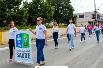 Foto - DESFILE CÍVICO DE 70 ANOS DE PAULO FRONTIN 