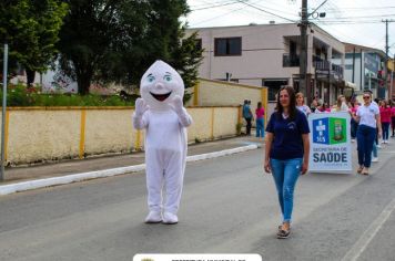 Foto - DESFILE CÍVICO DE 70 ANOS DE PAULO FRONTIN 