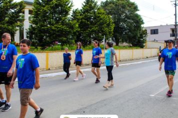 Foto - DESFILE CÍVICO DE 70 ANOS DE PAULO FRONTIN 