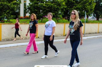 Foto - DESFILE CÍVICO DE 70 ANOS DE PAULO FRONTIN 