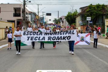 Foto - DESFILE CÍVICO DE 70 ANOS DE PAULO FRONTIN 