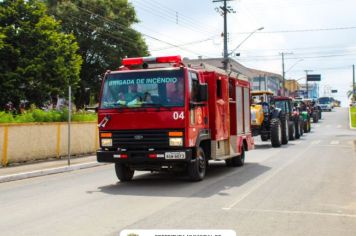 Foto - DESFILE CÍVICO DE 70 ANOS DE PAULO FRONTIN 