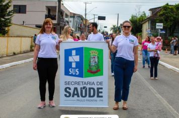 Foto - DESFILE CÍVICO DE 70 ANOS DE PAULO FRONTIN 