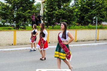 Foto - DESFILE CÍVICO DE 70 ANOS DE PAULO FRONTIN 