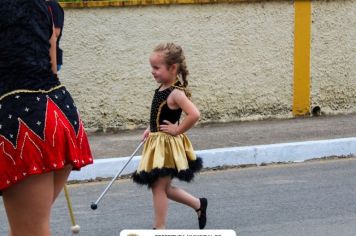 Foto - DESFILE CÍVICO DE 70 ANOS DE PAULO FRONTIN 