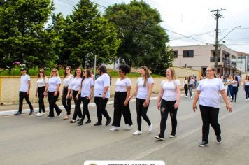 Foto - DESFILE CÍVICO DE 70 ANOS DE PAULO FRONTIN 