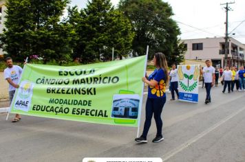 Foto - DESFILE CÍVICO DE 70 ANOS DE PAULO FRONTIN 