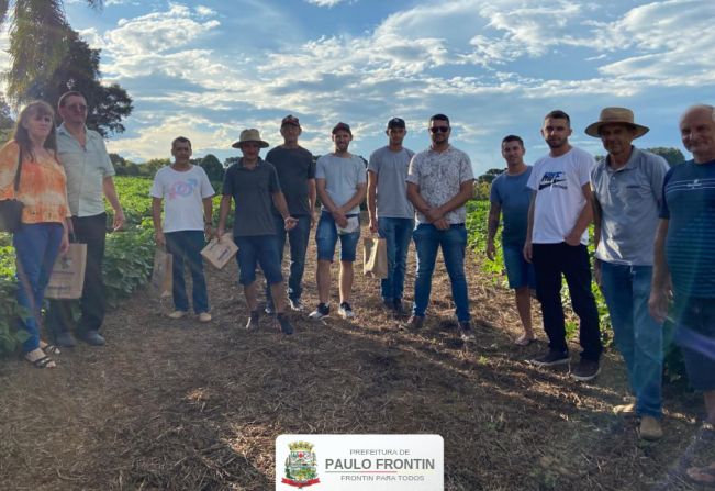 PRODUTORES DE FEIJÃO PARTICIPAM DE DIA DE CAMPO EM IRATI 