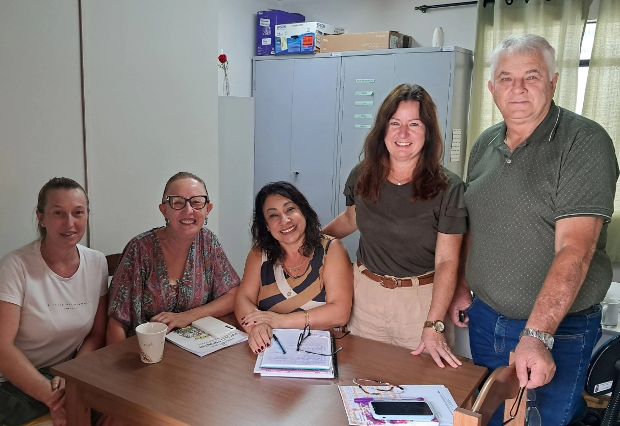 Estiveram reunidos nesta sexta-feira, 31 de janeiro, nas dependências da Prefeitura Municipal de Paulo Frontin,